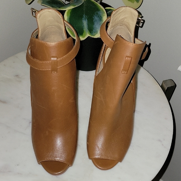 MICHAEL Michael Kors Brown Peep-Toe Heeled Boots - Picture 1 of 6